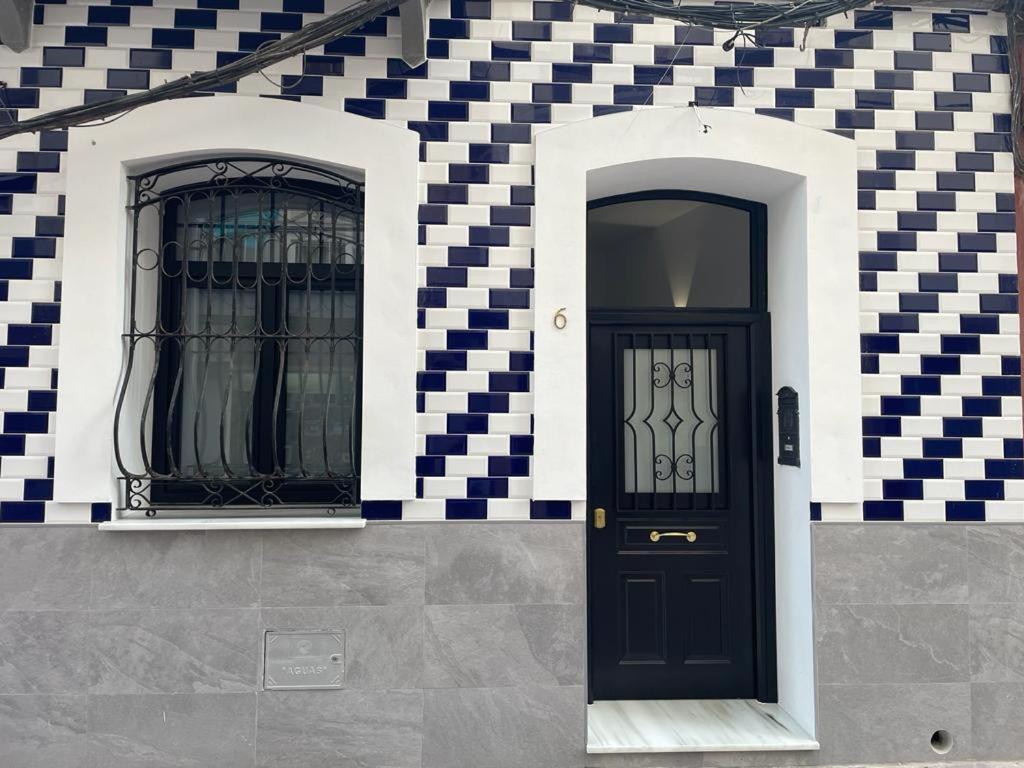 Apartamentos Sol Y Luna La Línea de la Concepción Eksteriør billede