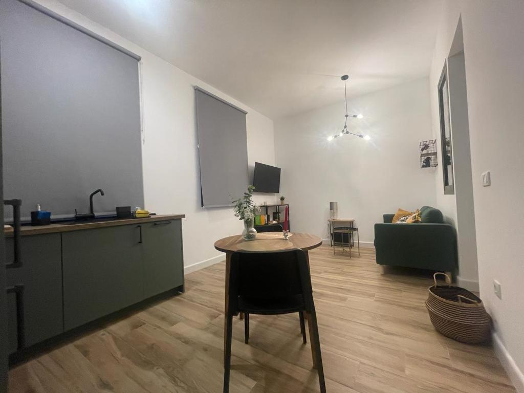 Apartamentos Sol Y Luna La Línea de la Concepción Eksteriør billede