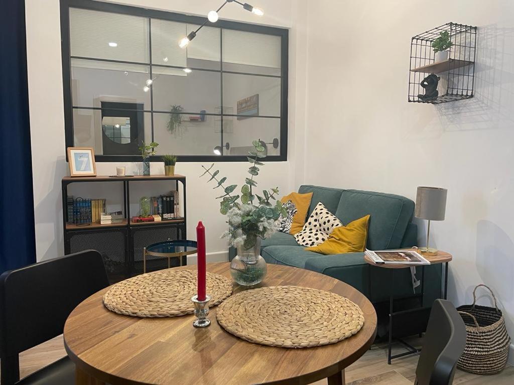 Apartamentos Sol Y Luna La Línea de la Concepción Eksteriør billede
